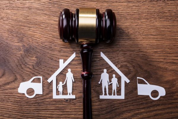 Anlaşmalı Boşanma Nedir? Şartları, Süreci ve Merak Edilenler