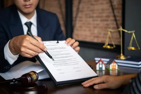RESMİ BELGEDE SAHTECİLİK SUÇU: TEORİK VE UYGULAMALI BİR İNCELEME